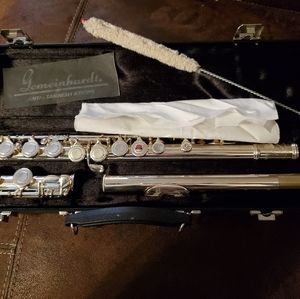 Like new Gemeinhardt 2SP-A flute